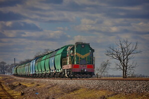 На початку квітня залізницею перевезено 600 тисяч тонн зерна до портів Одеської області