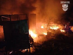 У Ізмаїлі атаковано порт та СТО з автобусами