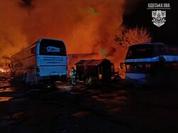 У Ізмаїлі атаковано порт та СТО з автобусами