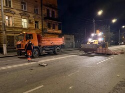 Вночі росіяни атакували Одесу: загинули двоє людей, пошкоджено судно в порту