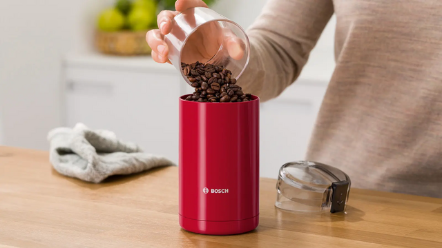 Як доглядати за кавомолкою, щоб вона довше працювала стабільно