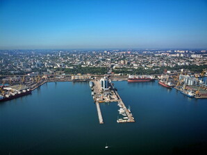 За 2026 рік в портах Одеської області обробили 27 мільйонів тонн вантажів