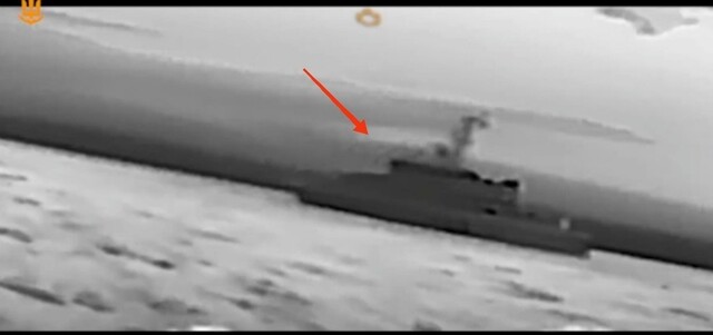 Флот України уразив два російських катери у Керченській протоці