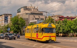 Вулицями Бухареста проїхав парад трамваїв