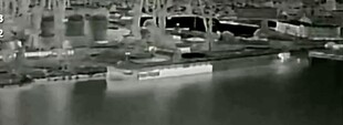 В окупованому Бердянську серією ударів уражено російське судно