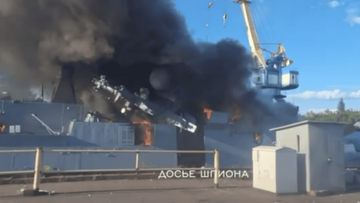 На росії уражено військово-морську базу Кронштадт