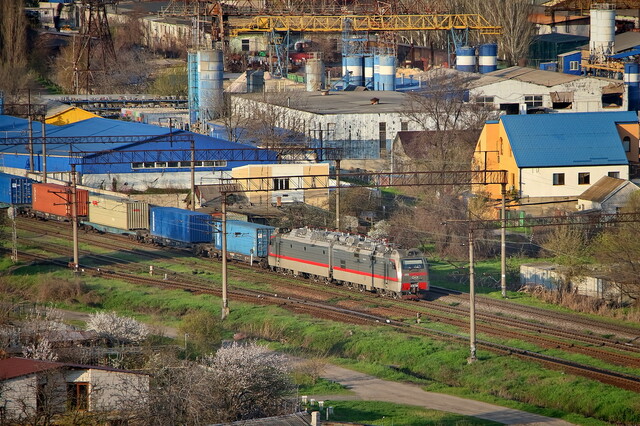 Залізниця у 2026 році збільшує контейнерні перевезення