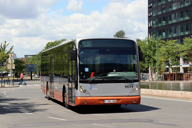 Для Сумської і Чернігівської області з Бельгії передають 36 автобусів