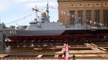 На росії спустили на воду новий ракетний корвет: його будували 6 років