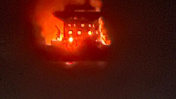 Морські прикордонники врятували екіпаж палаючого судна, ураженого російським дроном