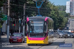 У Кам'янському презентували новий трамвай: він лише частково низькопідлоговий