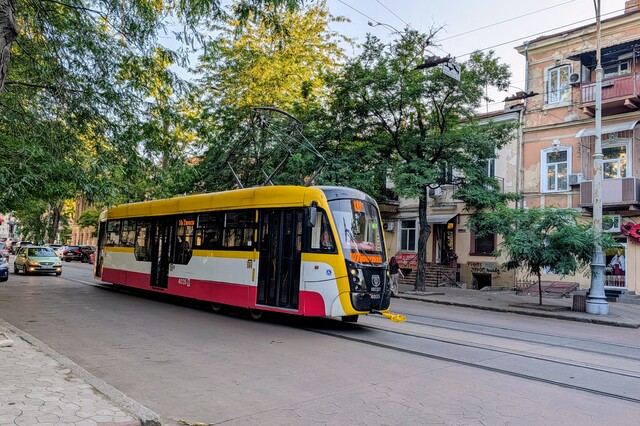 В Одесі частково відновлюють роботу електротранспорту