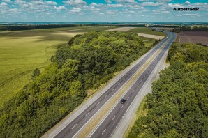 На автотрасі Одеса - Київ відновили 62 км покриття