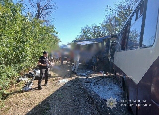 Біля Одеси зіткнулися два рейсові автобуси: 2 загиблих і 26 постраждалих