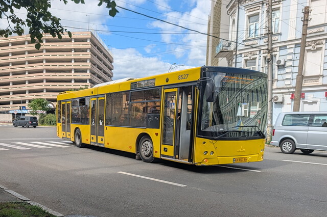 У Києві запускають нічні автобусні маршрути