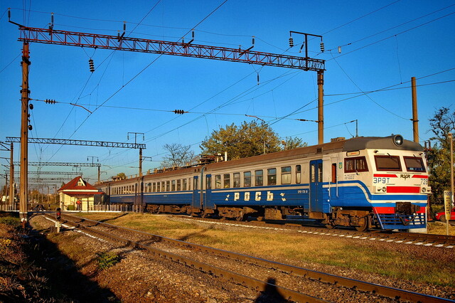 У Дніпропетровській області обмежено рух приміських поїздів